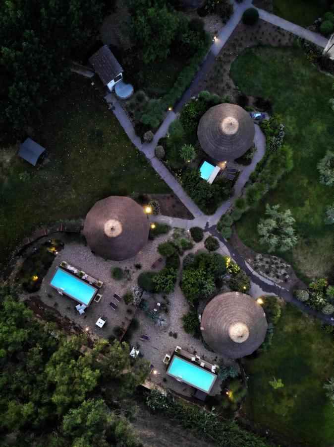 Is Cheas Wine Farm Boutique Hotel San Vero Milis Exterior photo