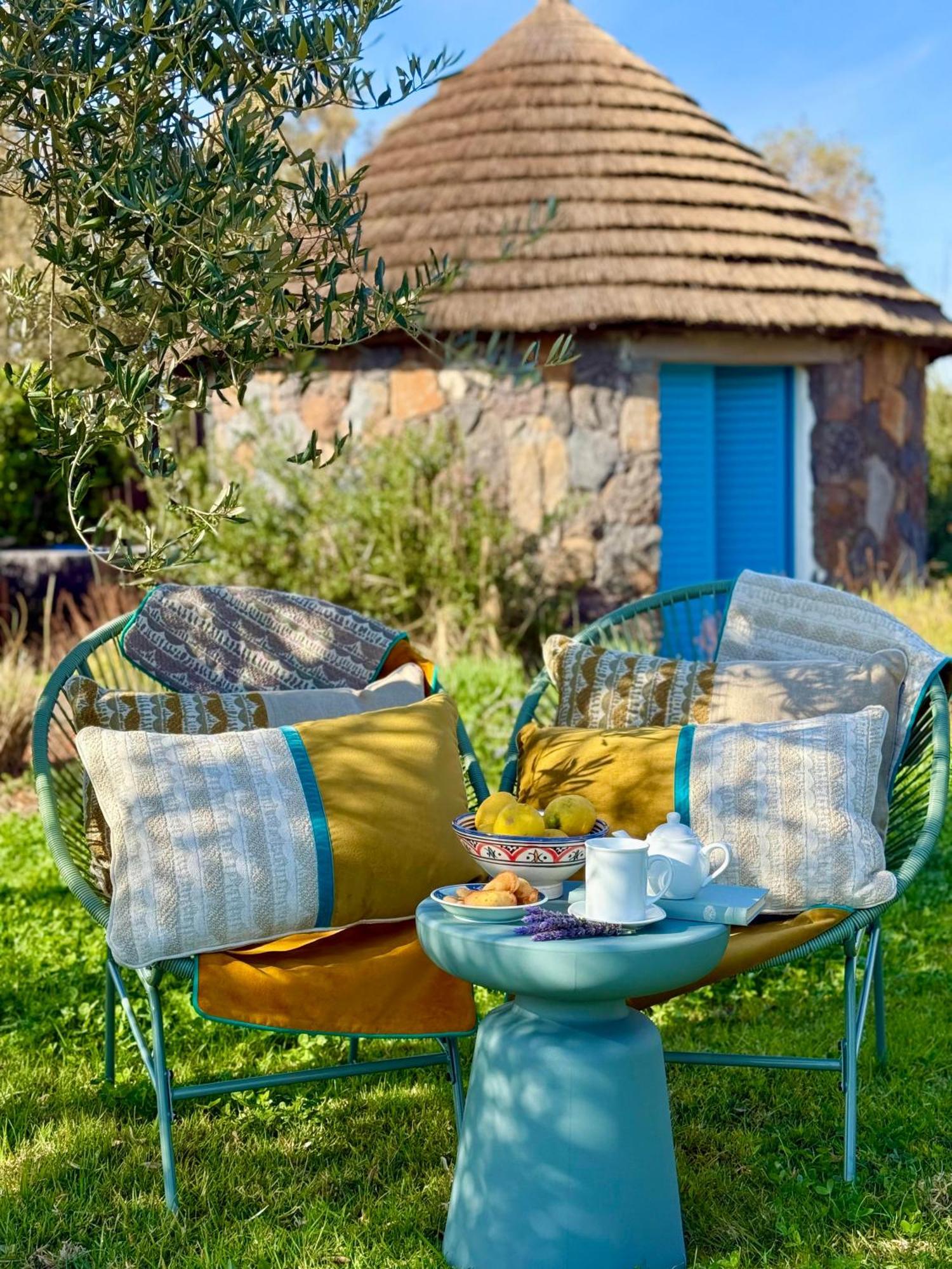 Is Cheas Wine Farm Boutique Hotel San Vero Milis Exterior photo